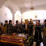 В Великую Субботу епископ Митрофан совершил Литургию в Казанском храме Тосно
