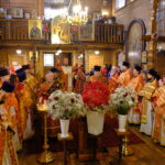 В понедельник Светлой седмицы епископ Митрофан совершил Литургию в Казанском храме Вырицы